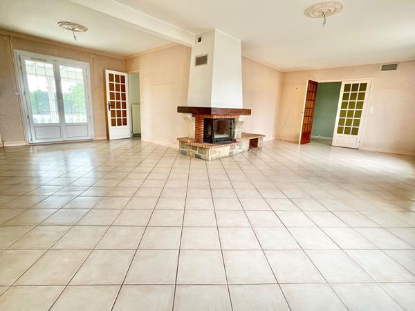 Maison Les Ponts De Ce 162 m2 jardin garage Les ponts de ce