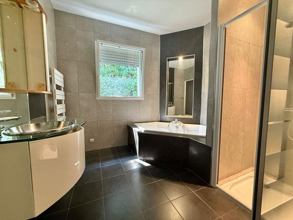 Maison avec jardin et piscine à Juigné sur Loire Les garennes sur loire