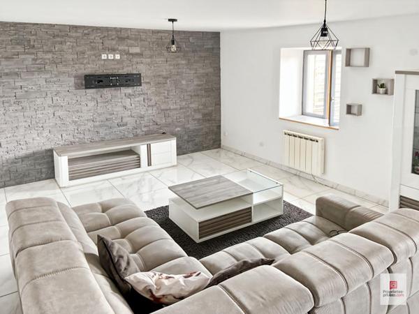 Maison Vion 4 pièce(s) 96 m2