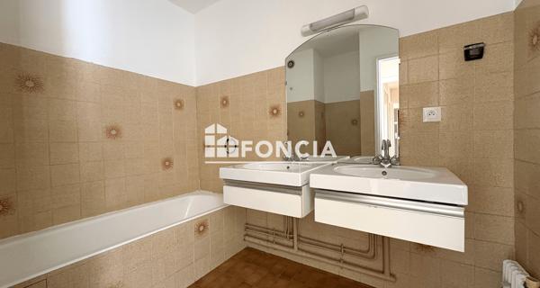 Location Appartement 4 pièces 100.55 m² - Lyon 69006