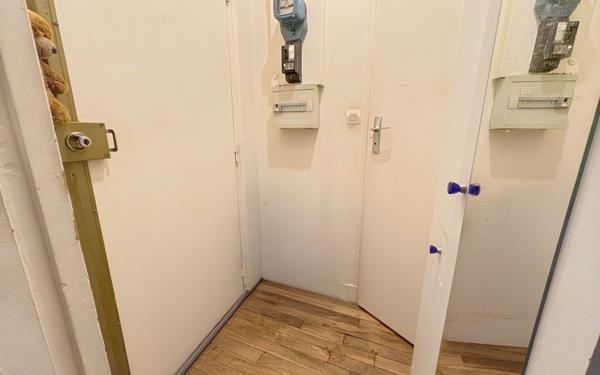 Appartement à vendre    1 pièce • 24,73 m2 Montrouge