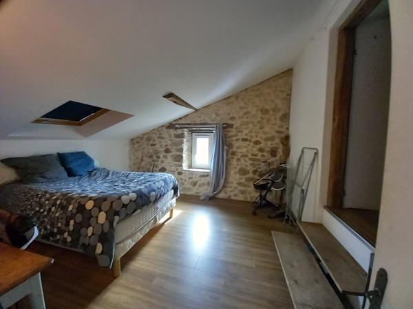 Mendionde T4 duplex 95m², jardin, terrasse, abris jardin et 2 parkings