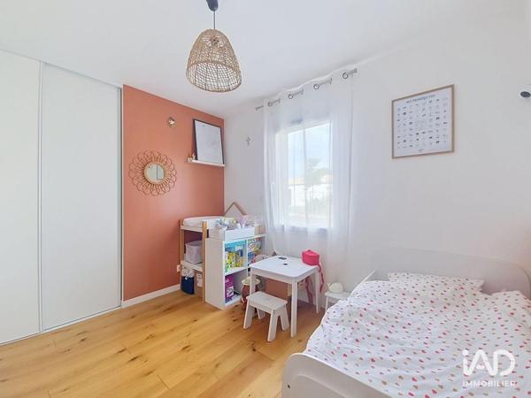 Maison à vendre 5 pièces 82 m² Sainte-Pazanne