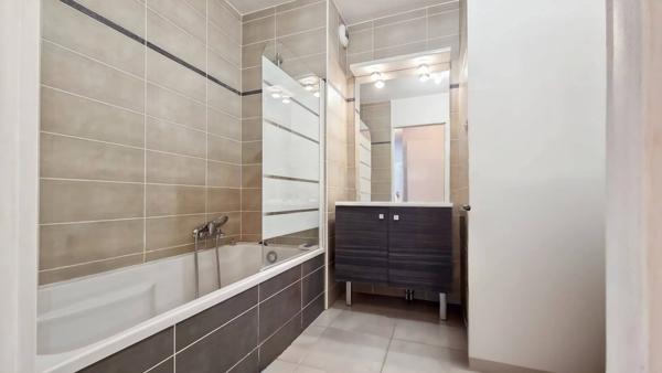 Superbe T3 de 63 m² avec terrasse, garage et parking