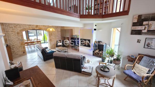 Maison récente 6 pièces à vendre en campagne de Pontchâteau avec vie de plain pied - 406175 euro FAI
