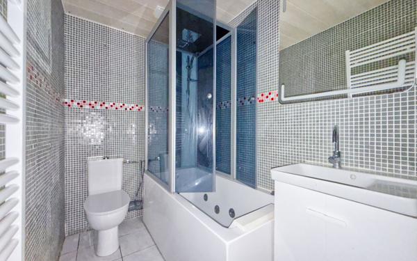 Maison à vendre    5 pièces •  Persan