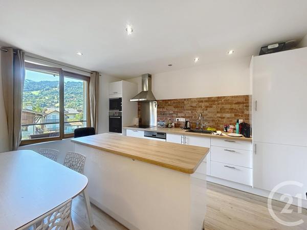 Appartement T5 à vendre  5 pièces - 115,37 m2 ST GERVAIS LES BAINS - 74