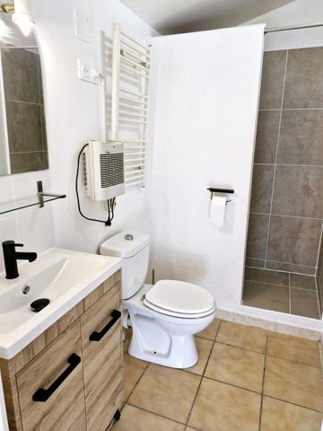 Courthézon (84350) Joli T2 meublé avec place de stationnement