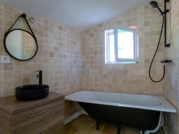 Le Givre (85540) MAISON 2 CHAMBRES ET 1 BUREAU, 1040 M2 DE TERRAIN