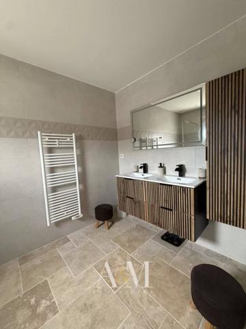Pavillon P/pied contemporain