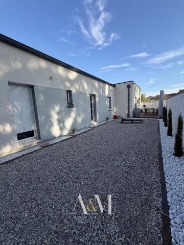 Pavillon P/pied contemporain