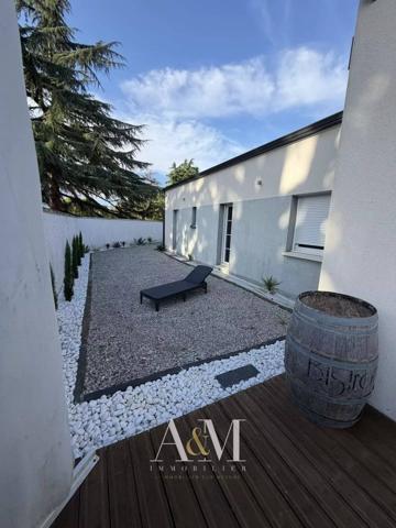 Pavillon P/pied contemporain
