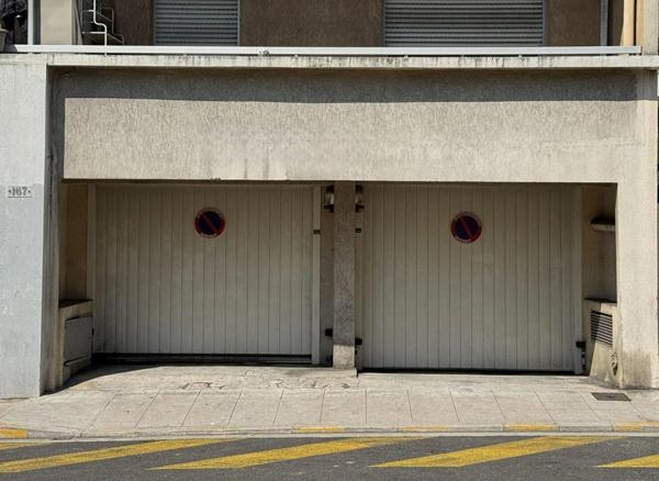 Parking / Box à vendre à Nice (06100)