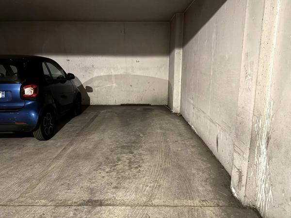 Parking / Box à vendre à Nice (06100)