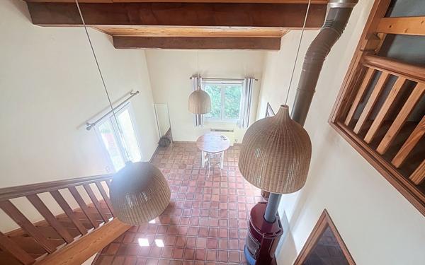 Maison à louer    6 pièces •  Gervans