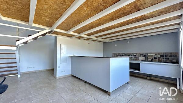 Location boutique/local commercial 183 m² Le Tampon