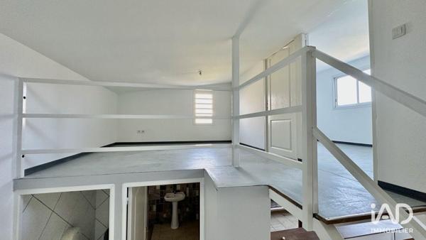 Location boutique/local commercial 183 m² Le Tampon