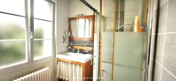 GOND PONTOUVRE - 5 MINUTES ANGOULEME - MAISON ANNEES 50 DE 197 m² AVEC PISCINE, GARAGE ET TERRAIN DE 1 306 m²