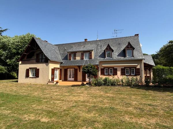 PROPRIETE de 400m² sur PARC de 1.7 ha