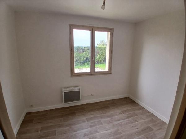 Maison indépendante 4 chambres de plain-pied ERNEE