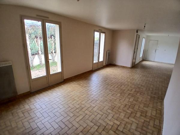 Maison indépendante 4 chambres de plain-pied ERNEE