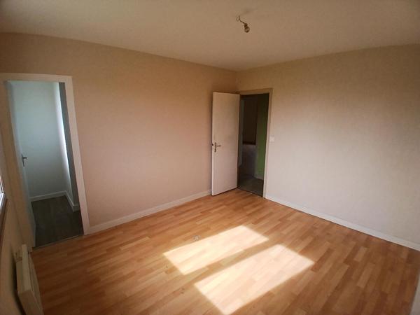 Maison indépendante 4 chambres de plain-pied ERNEE