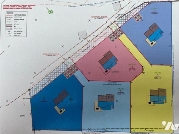 TERRAIN CONTRUCTIBLE VIABLISÉ 1035 m² MER 4KMS
