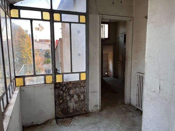 IMMEUBLE SIS A LEZIGNAN CORBIERES