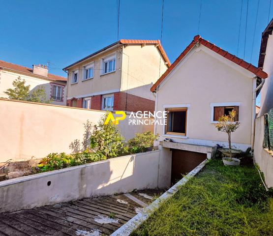 Maison 3 pièces, 2 chambres à 16 minutes de la gare d'ARGENTEUIL €181 900 ** - Référence 4551