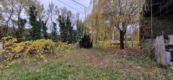 Maison rurale à vendre à Saint-Varent dans les Deux-Sèvres (79330), ref : 79079-42