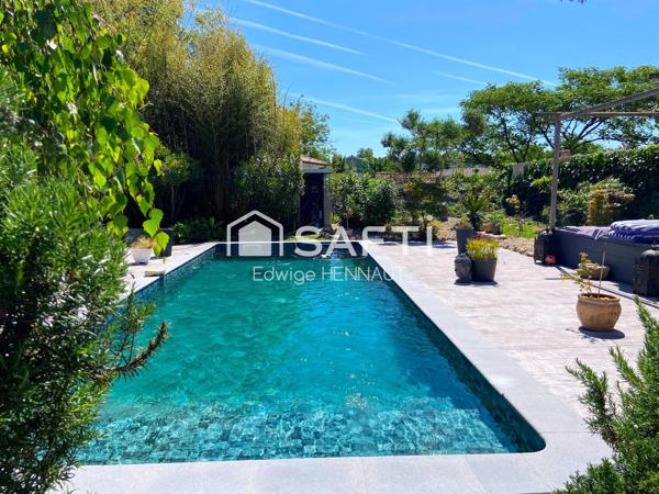 Maison de charme avec jardin et piscine - Centre-ville