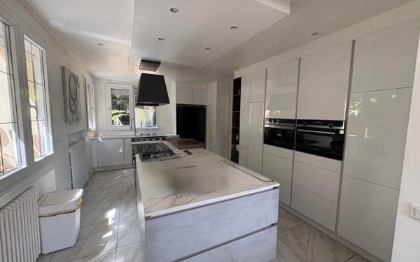 Appartement à louer    1 pièce •  Orsay