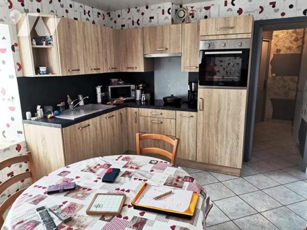 LA SAUVAGERE maison de village 4 chambres, terrain garage