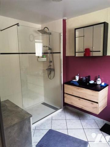 LA SAUVAGERE maison de village 4 chambres, terrain garage