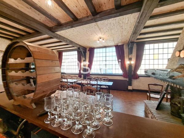 Local commercial : bar restaurant