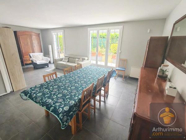 Vente                                                      Maison
                        
                     6 pièces                      119 m2                     à Chelles