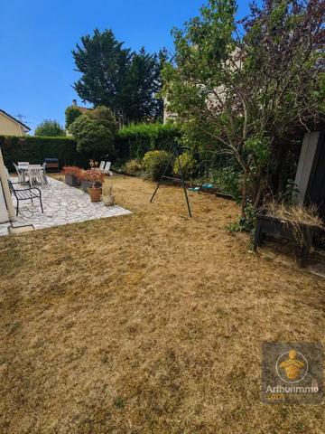 Vente                                                      Maison
                        
                     6 pièces                      119 m2                     à Chelles