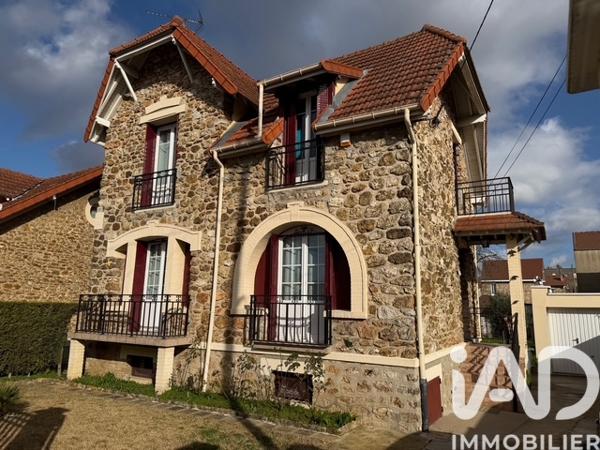Maison à vendre 6 pièces 122 m² Villeneuve-le-Roi