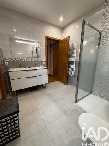 Maison à vendre 6 pièces 122 m² Villeneuve-le-Roi