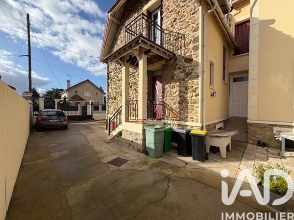 Maison à vendre 6 pièces 122 m² Villeneuve-le-Roi