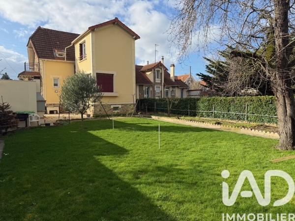 Maison à vendre 6 pièces 122 m² Villeneuve-le-Roi