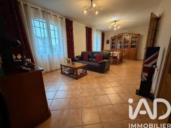 Maison à vendre 6 pièces 122 m² Villeneuve-le-Roi