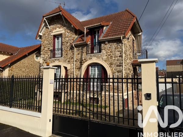 Maison à vendre 6 pièces 122 m² Villeneuve-le-Roi