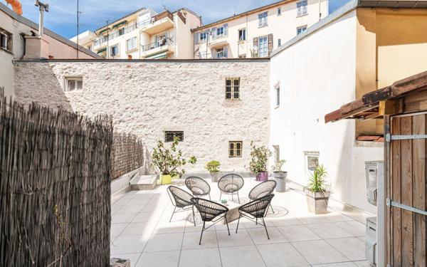 Appartement à vendre    2 pièces • 64,11 m2 Nice