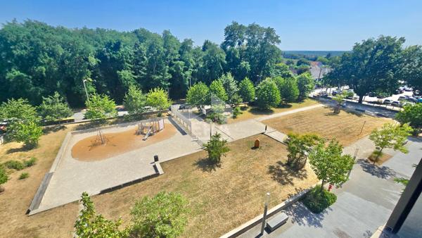 APPARTEMENT 2 PIÈCES 41,38 M² SAINT-MICHEL-SUR-ORGE, TERRASSE ET DERNIER ÉTAGE