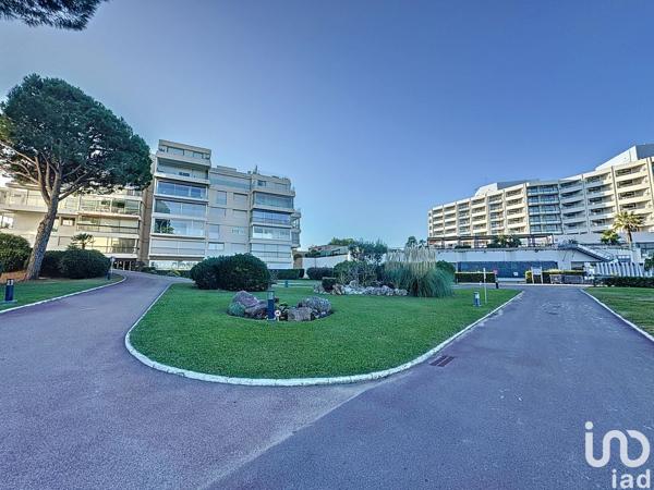 Appartement à vendre 3 pièces 70 m² Mandelieu-la-Napoule