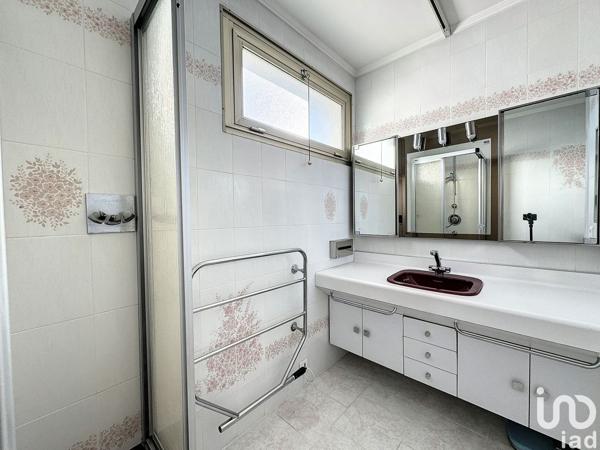 Appartement à vendre 3 pièces 70 m² Mandelieu-la-Napoule