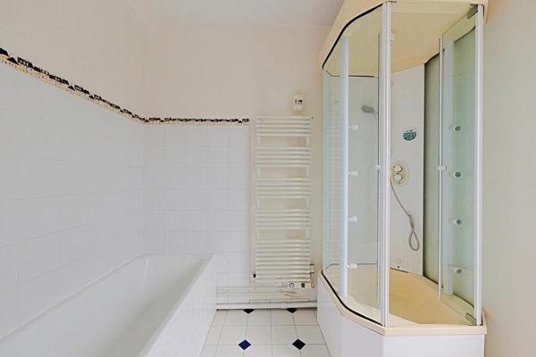 Belle maison de 195m2 sur parcelle de 425m2