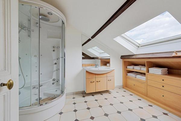 Belle maison de 195m2 sur parcelle de 425m2