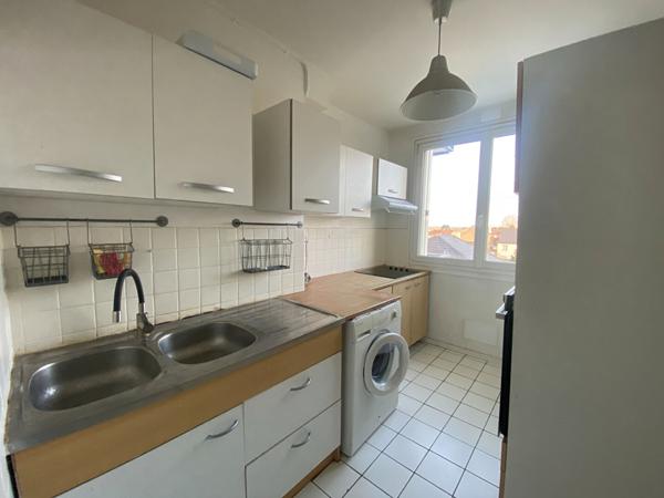 Appartement Corbeil Essonnes 4 pièce(s) 68.11 m2
